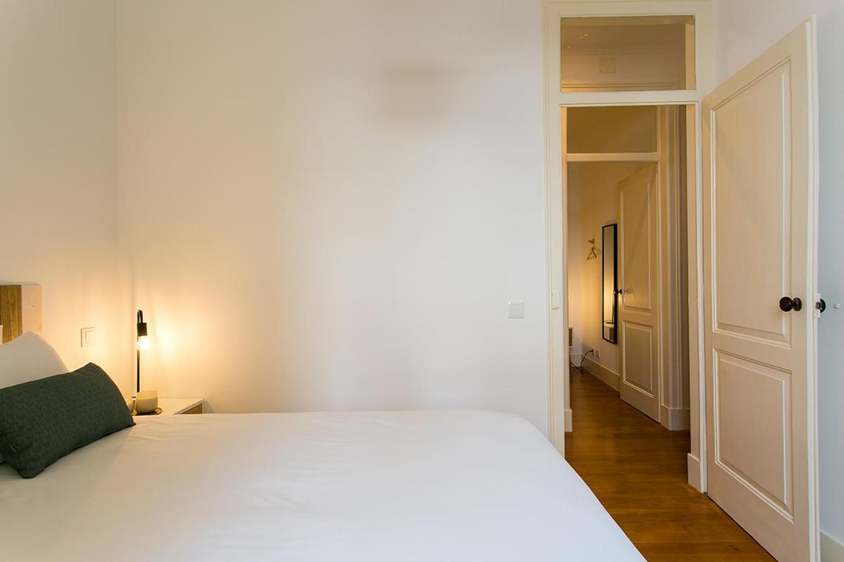 ליסבון Lovelystay - Cozy 3Bdr Apartment In Estrela מראה חיצוני תמונה