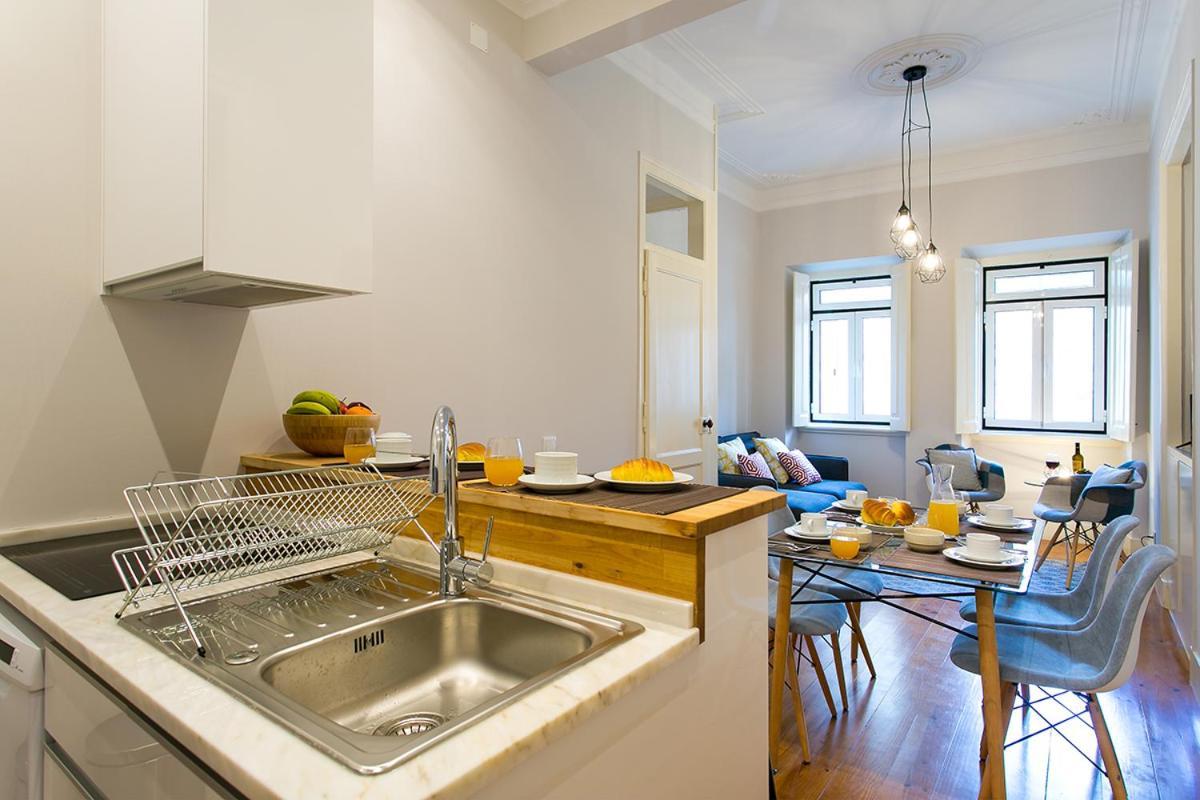 ליסבון Lovelystay - Cozy 3Bdr Apartment In Estrela מראה חיצוני תמונה