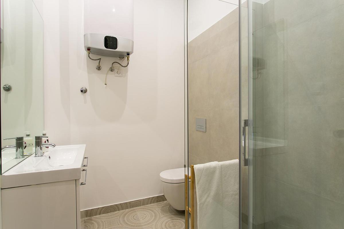 ליסבון Lovelystay - Cozy 3Bdr Apartment In Estrela מראה חיצוני תמונה